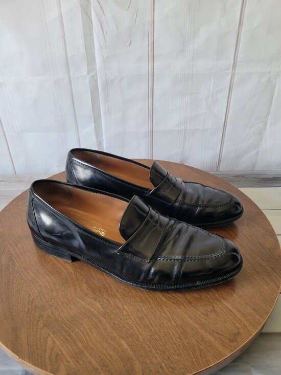 Salvatore Ferragamo Men’s 11.5D Black Leather Penny Loafers. Classic Men’s Dress main image 8